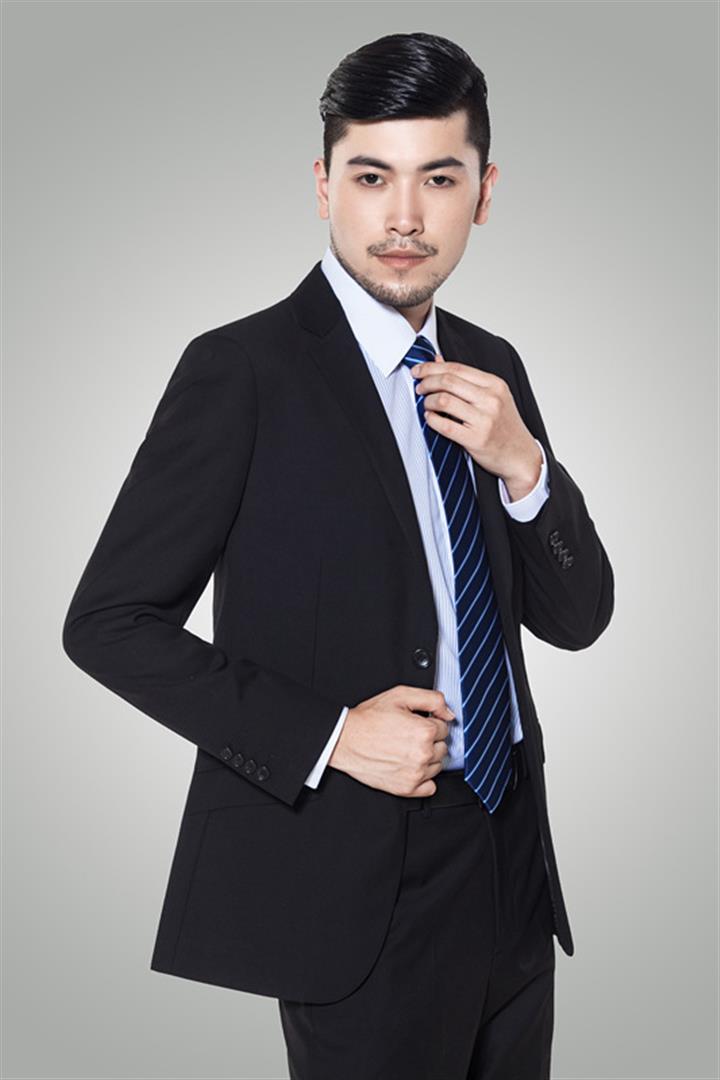 汤总监